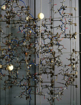 Struttura dell'insulina suina ottenuta da Dorothy Crowfoot Hodgkin