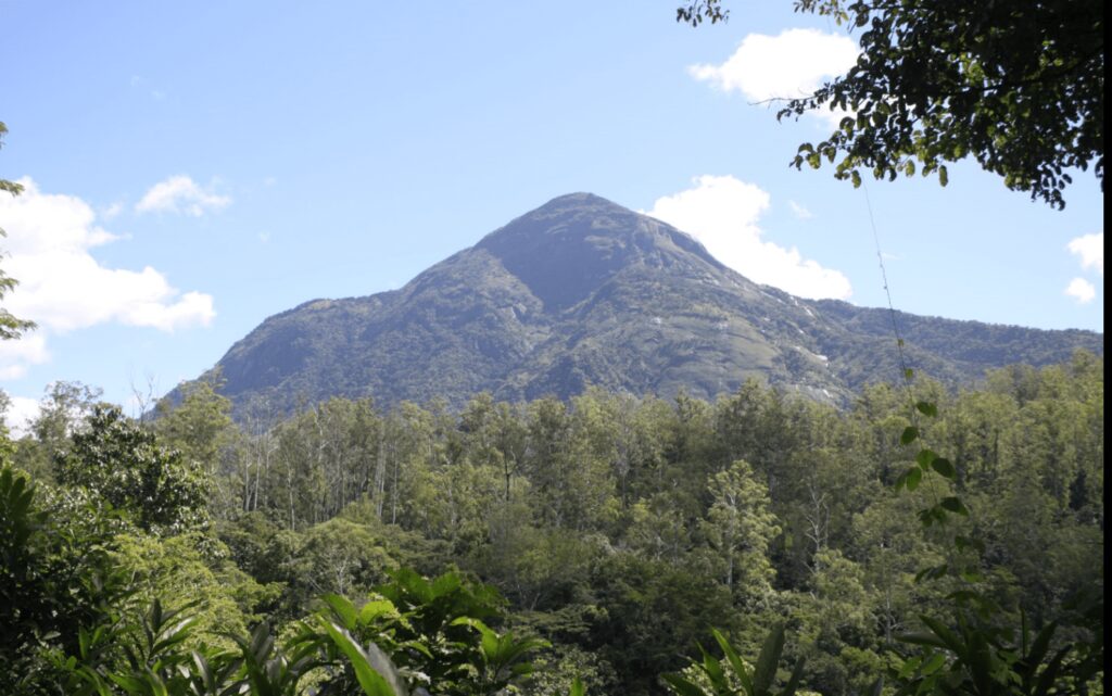 Visuale del monte Mabu