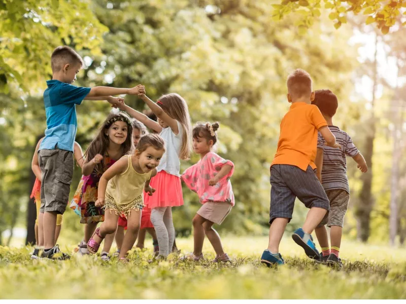 Bambini e Attività all'Aperto