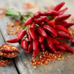 Peperoncino ed Effetti sul Metabolismo: Benefici, Meccanismi e Consigli