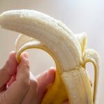 Perché Mangiare una Banana al Mattino: Benefici Principali